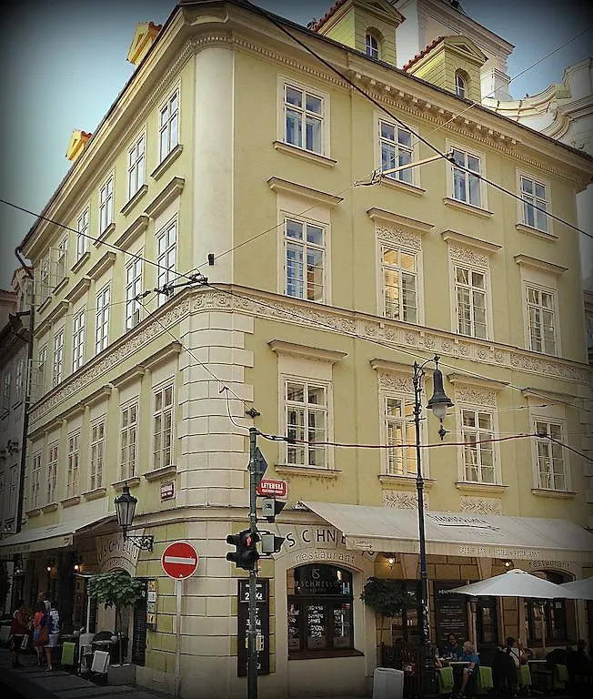 U Schnellu Hotel Prague 3*,